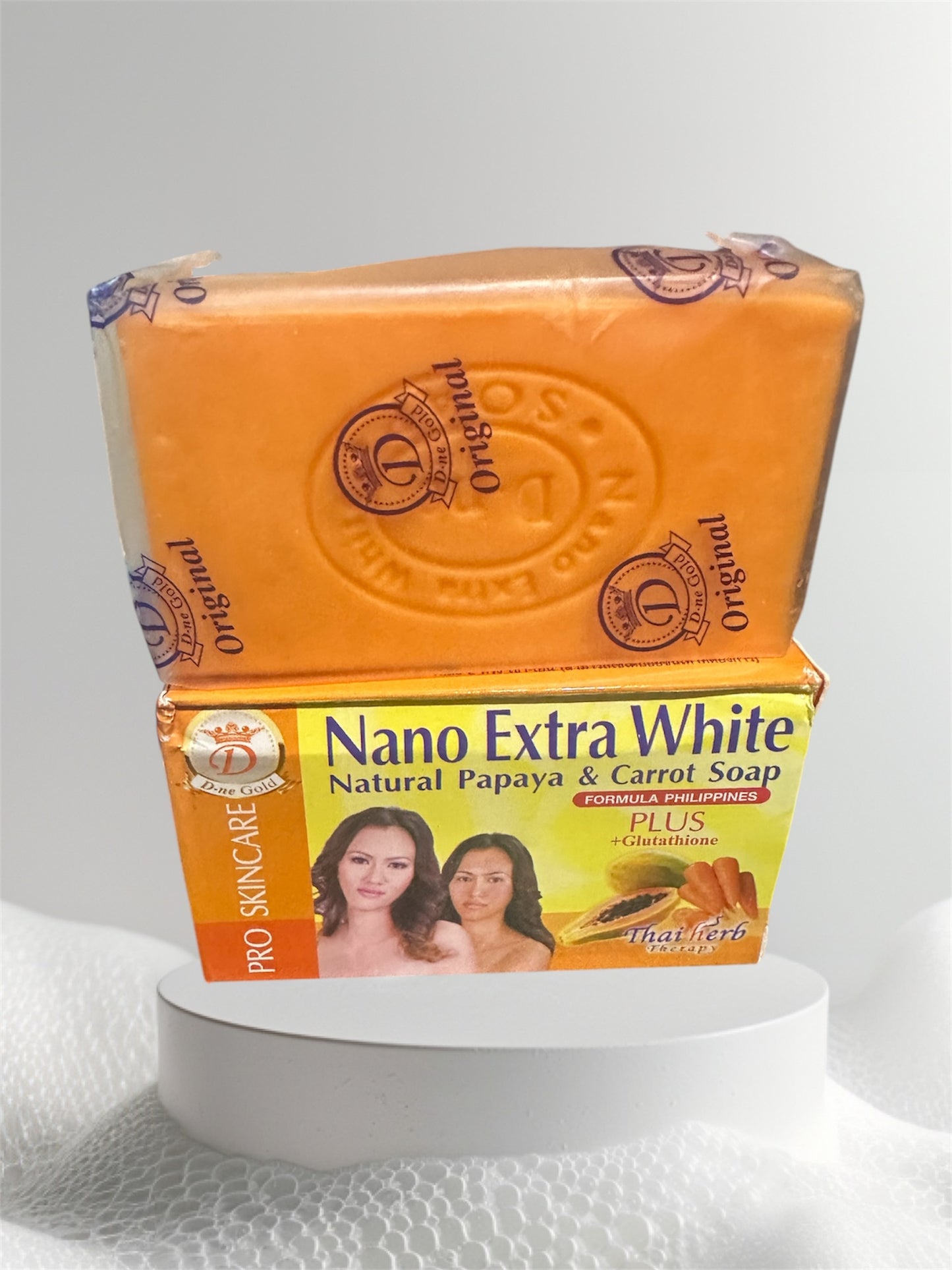 Nano Extra White Papaya Carrot Face Soaps